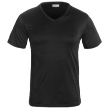50%OFF メンズアンダー （男性用）Vネック、半袖 - スイスロイヤルクラシックTシャツのツィンメルリ Zimmerli of Switzerland Royal Classic T-Shirt - V-Neck Short Sleeve (For Men)画像
